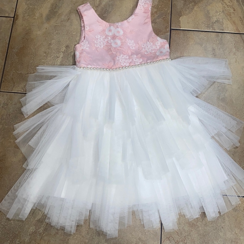NWOT:: Size 6 dress